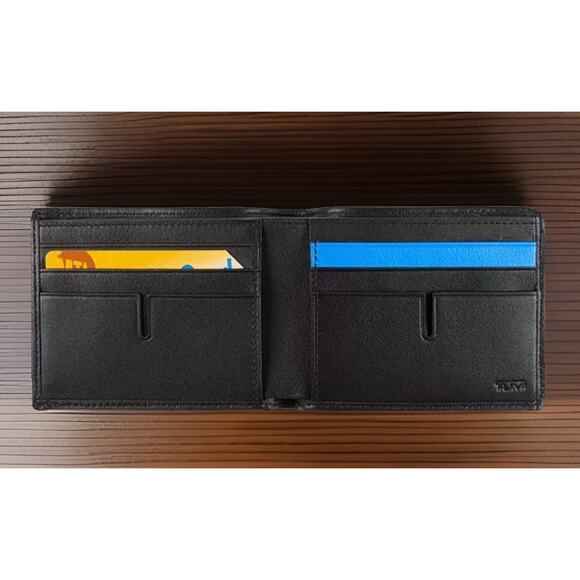 TUMI ALPHA SLG Black Blue Camo Double Billfold Wallet NEW Fast Ship - Picture 2 of 9